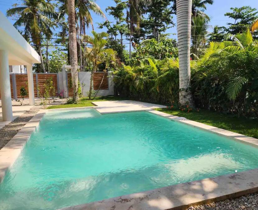 Отель Seahorse Retreat Playa Bonita Лас Терренас Экстерьер фото